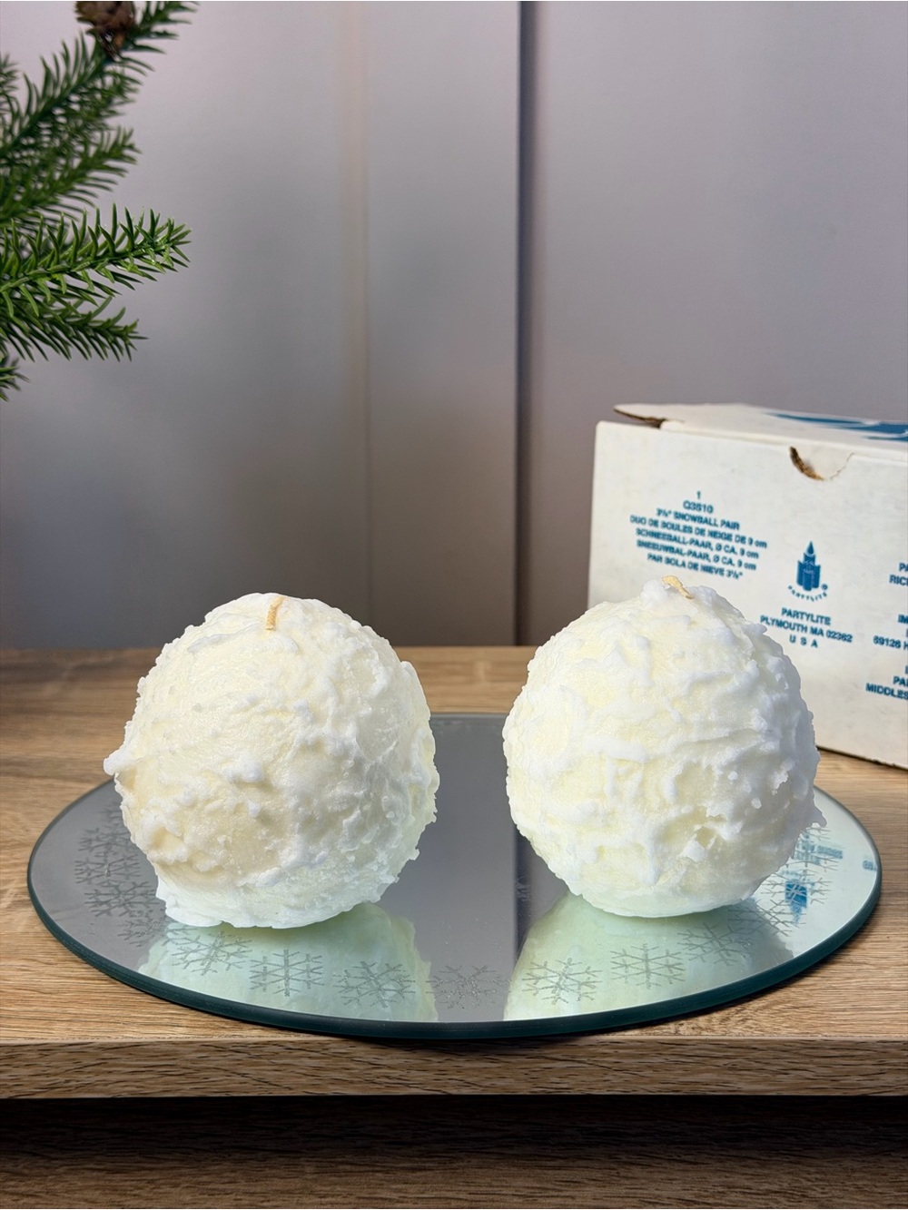 PartyLite Snowball 3.5 inch White Candles New in Box Q3510 Pair of 2 - Retired - Picture 3 of 6
